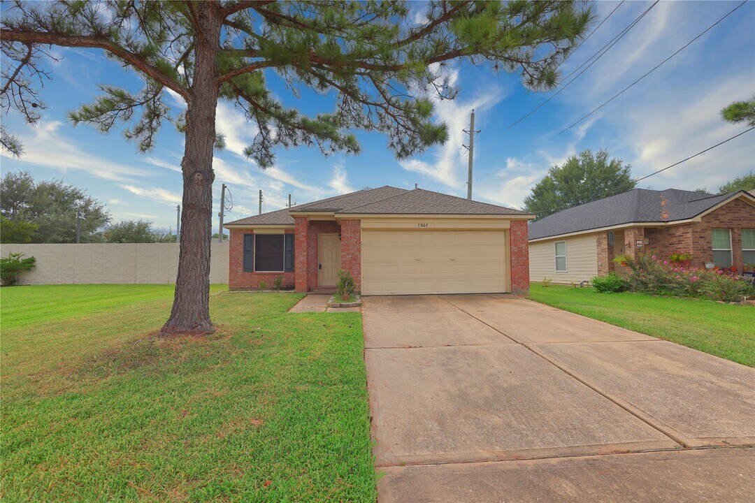 7907 Fire Thorn Ln in Cypress, TX - Building Photo