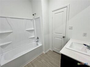 128 The Good Wy in Jarrell, TX - Building Photo - Building Photo