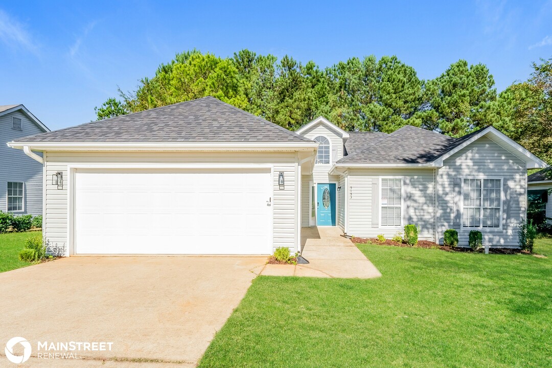 5153 Candlebrook Terrace in Bessemer, AL - Building Photo