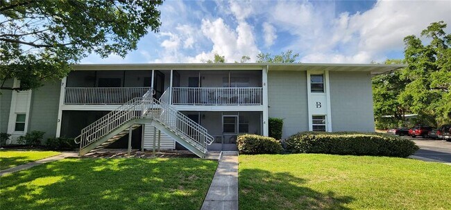 700 E Airport Blvd in Sanford, FL - Building Photo - Building Photo