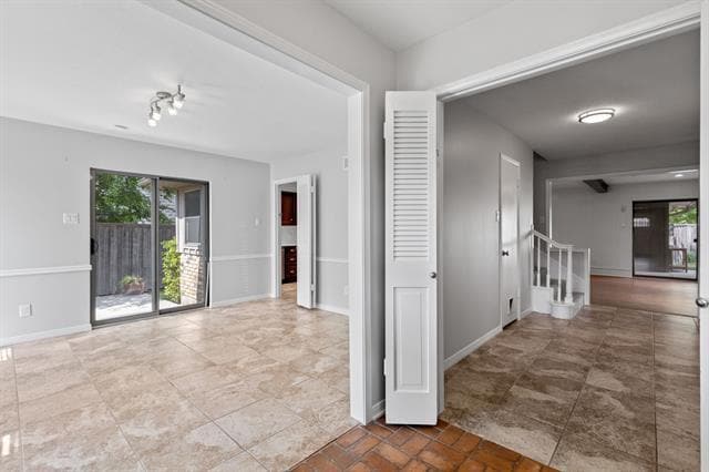 10510 Ravenscroft Dr in Dallas, TX - Building Photo - Building Photo