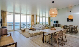 5601 Collins Ave in Miami Beach, FL - Building Photo