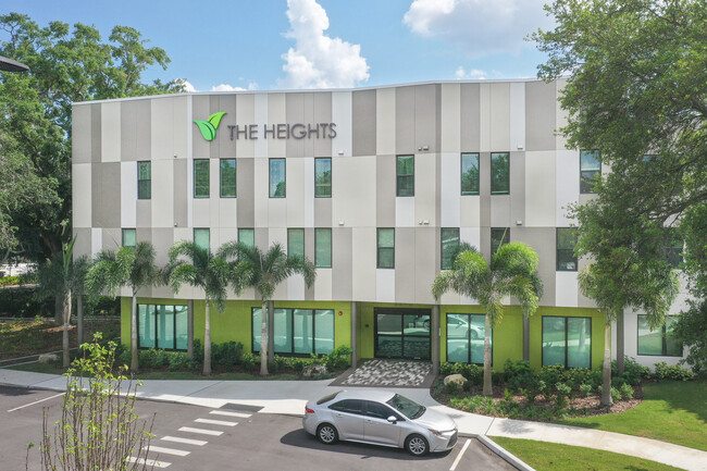 The Heights at Gracepoint in Tampa, FL - Building Photo - Building Photo