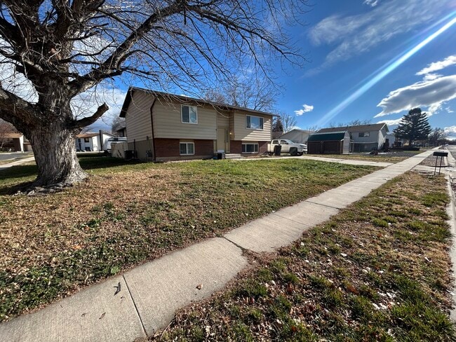 property at 1184 N 575 W