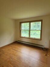 3110 US Route 9, Unit 4 in Hudson, NY - Building Photo - Building Photo