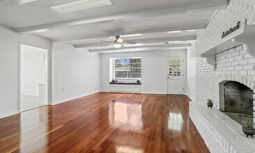 392 Shadydale Dr in Baton Rouge, LA - Building Photo - Building Photo