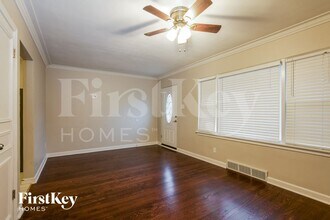 9946 MacKenzie Rd in Affton, MO - Building Photo - Building Photo