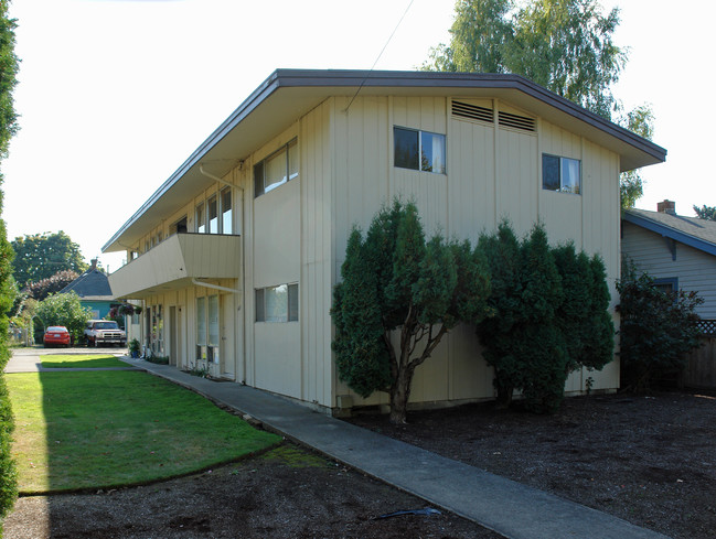 482-488 18th St NE in Salem, OR - Building Photo - Building Photo