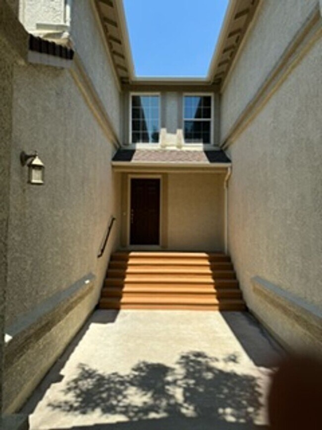 1825 Resistol Dr in Reno, NV - Foto de edificio - Building Photo