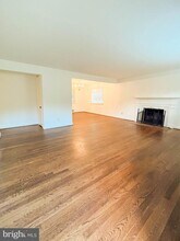 5305 Yorktown Blvd in Arlington, VA - Building Photo - Building Photo