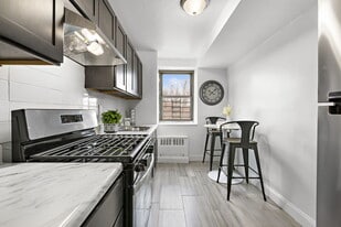 Heritage Estates in Newark, NJ - Building Photo