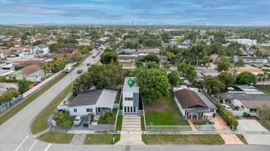 11504 SW 182nd Terrace in Miami, FL - Building Photo - Building Photo