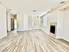 2773 Drumlanrig St in Henderson, NV - Building Photo - Building Photo