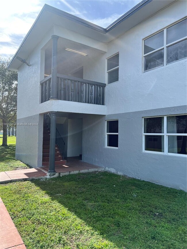 5340 NE 5th Terrace in Pompano Beach, FL - Building Photo - Building Photo