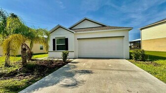 2224 Canyon Breeze Ave in Kissimmee, FL - Building Photo
