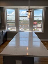 3059 W Irving Park Rd in Chicago, IL - Building Photo - Building Photo