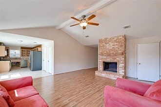 13623 Fernhill Dr in Sugar Land, TX - Building Photo - Building Photo