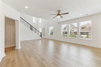 21203 Electric Lgt Trl in Cypress, TX - Building Photo - Building Photo