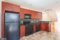 2129 Earp St photo'