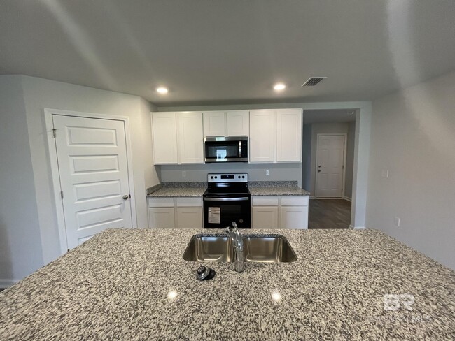 10378 Ruffian Rte in Daphne, AL - Building Photo - Building Photo