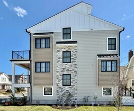 100 S Frontenac Ave in Margate City, NJ - Foto de edificio - Building Photo