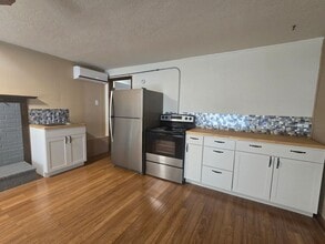 404 E Hopi St in Farmington, NM - Building Photo - Building Photo