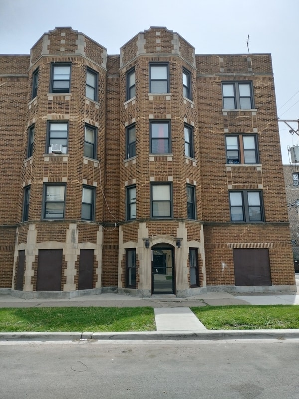 property at 1741 W 80th St