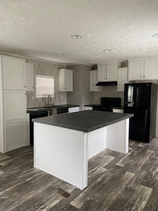 3127 Greenfield Rd in Pearl, MS - Building Photo - Building Photo