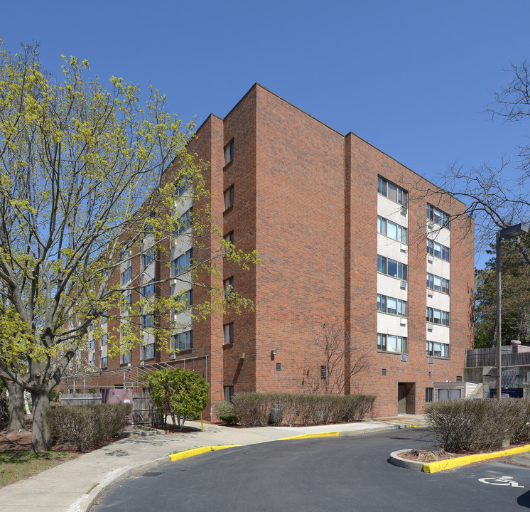 Curtis Arms Apartments in Providence, RI - Foto de edificio