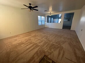 749 S Colonial St in Gilbert, AZ - Building Photo - Building Photo