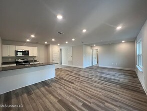 18553 Oak Bay Dr in Biloxi, MS - Building Photo - Building Photo
