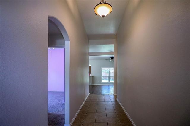 1061 Aviary Dr in Aubrey, TX - Building Photo - Building Photo