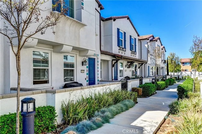 property at 30321 Town Square Dr