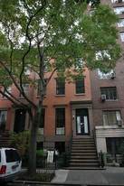 120 W 12th St Apartments