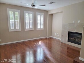 8455 Classique Ave in Las Vegas, NV - Building Photo - Building Photo