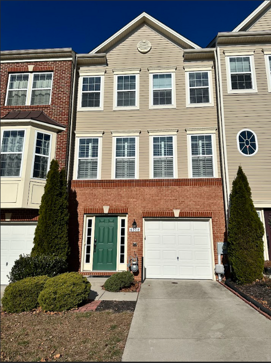 6228 Newport Pl in Frederick, MD - Foto de edificio