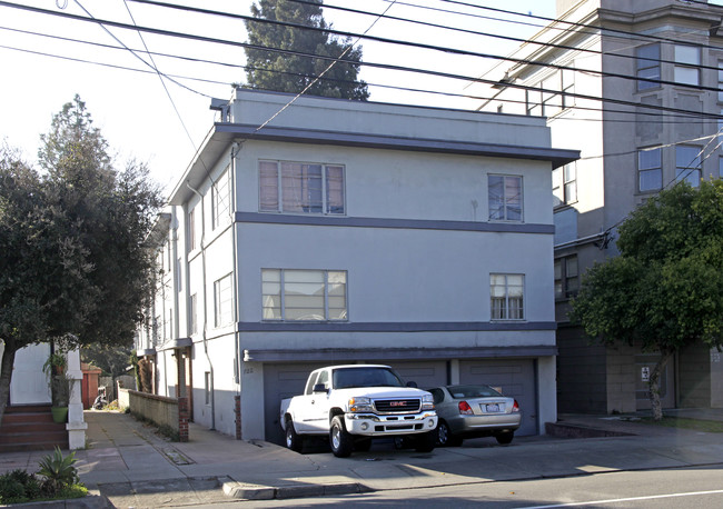 722 Santa Clara Ave