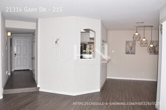 21314 Gary Dr in Hayward, CA - Building Photo - Building Photo