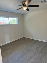 Orleans Apartments in Lake Charles, LA - Building Photo - Building Photo