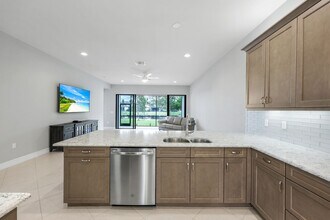 4397 Aurora St in Naples, FL - Building Photo - Building Photo