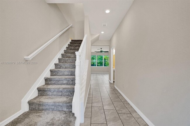 4764 Eucalyptus Dr in Hollywood, FL - Building Photo - Building Photo