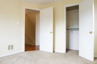 3332 Coolidge Hwy, Unit 52 in Royal Oak, MI - Building Photo - Building Photo