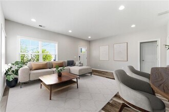 1780 Sanford Ln in Atlanta, GA - Building Photo - Building Photo