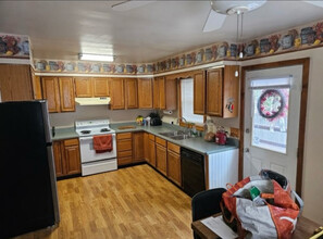 56 Champlain St in Plattsburgh, NY - Building Photo - Building Photo