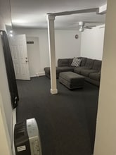 36 Paul Dr in Mastic, NY - Building Photo - Building Photo