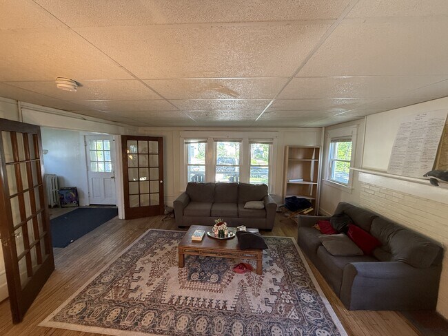 214 Delaware Ave in Ithaca, NY - Building Photo - Building Photo