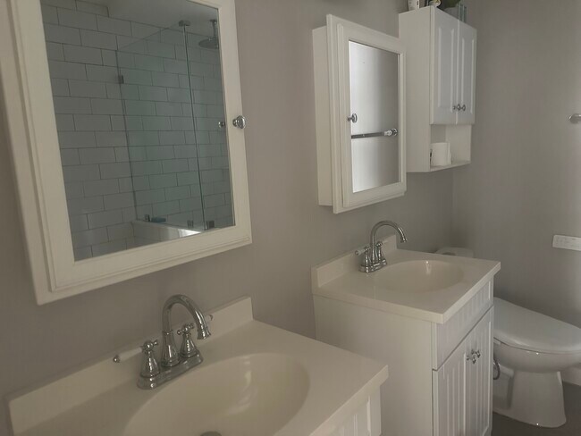 801 Pine Ave, Unit 214 in Long Beach, CA - Building Photo - Building Photo