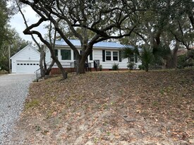 313 73rd Ave N in Myrtle Beach, SC - Building Photo