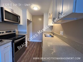 1329 E 1st St in Long Beach, CA - Building Photo - Building Photo