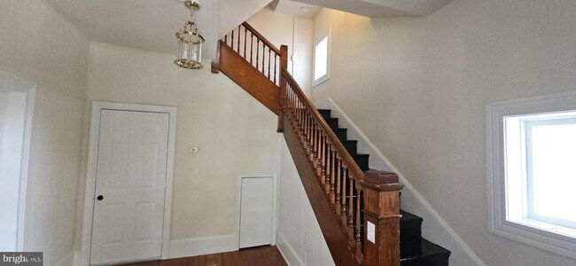 553 -1/2 N Loudoun St in Winchester, VA - Building Photo - Building Photo